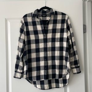 Madewell oversized button down - size xs